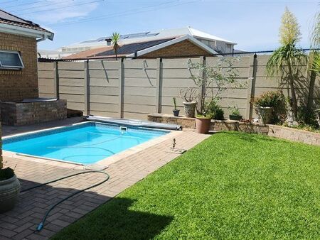 3 Bedroom House in Langeberg Ridge