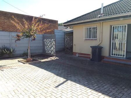 1 Bedroom Apartment in Durbanville
