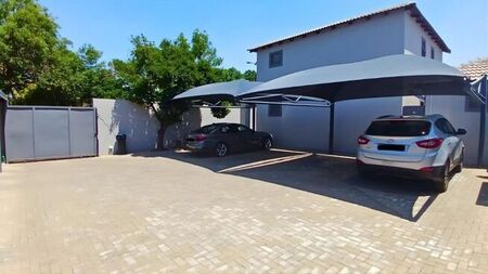 1 Bedroom flat to rent in Secunda