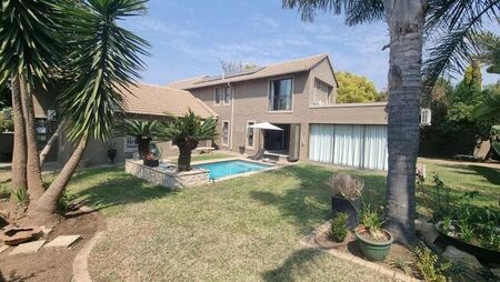 4 Bedroom cluster to rent in North Riding, Randburg