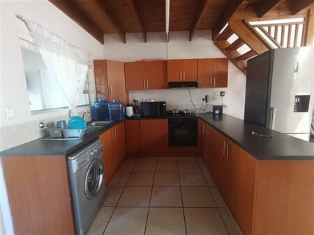 2 Bedroom Apartment in Beacon Bay