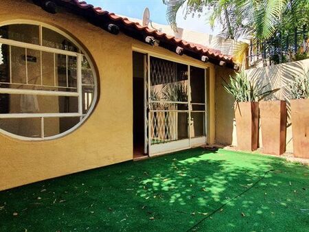 1 Bedroom Apartment in Sunnyside