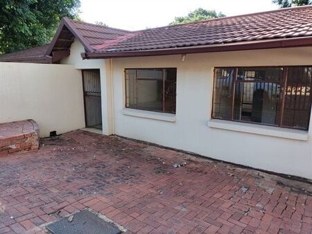 2 Bedroom Apartment in Magalieskruin