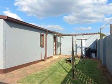3 Bedroom House in Protea Glen