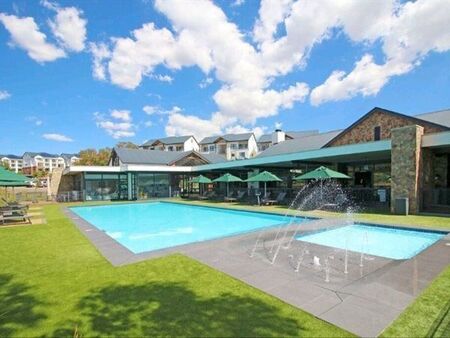 2 Bedroom Apartment in Linbro Park