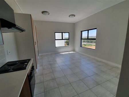 1 Bedroom Apartment in Linbro Park