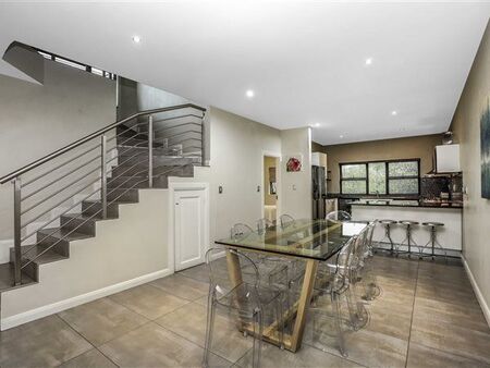 4 Bedroom Apartment in Sandown