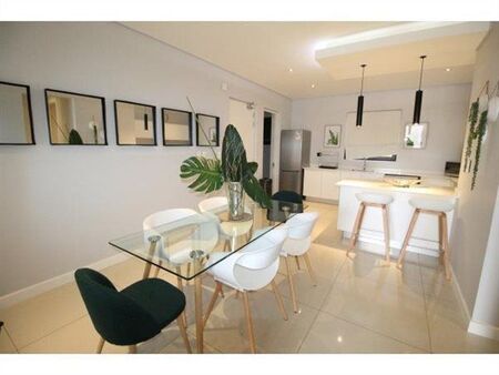 2 Bedroom Apartment in Hyde Park