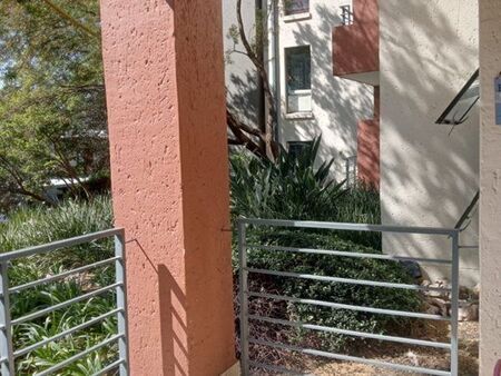 2 Bedroom Apartment in Bryanston