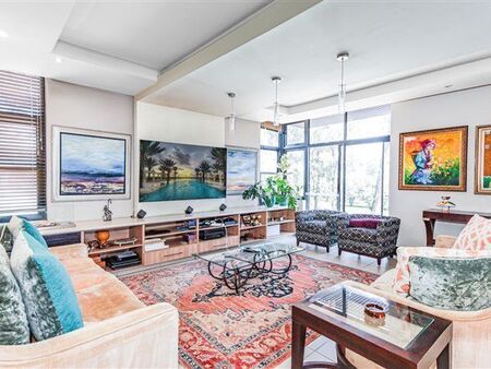 2 Bedroom Apartment in Oaklands