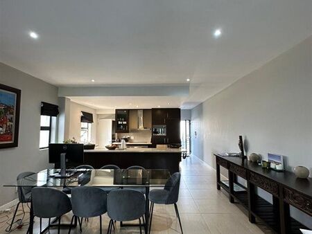 3 Bedroom Townhouse in Oaklands