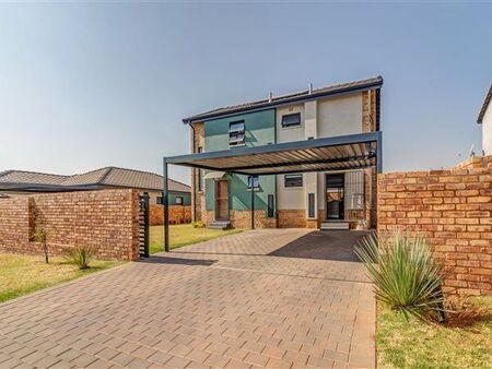 4 Bedroom House in Randpark Ridge
