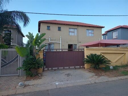 1 Bedroom House in Cosmo City