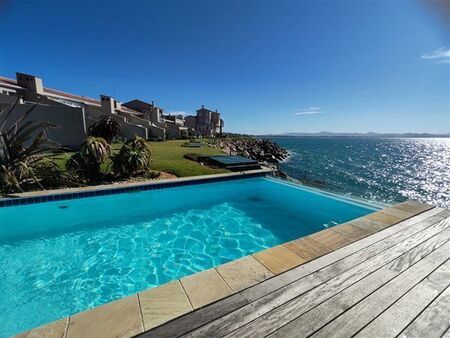 5 Bedroom Apartment in St Francis Bay