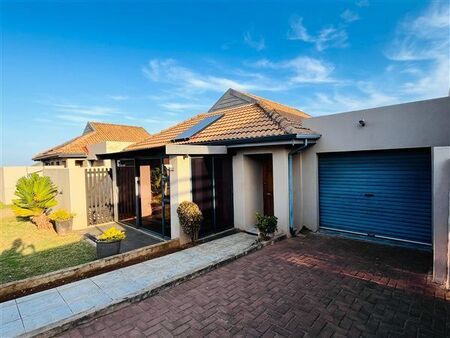 3 Bedroom House in Kidds Beach