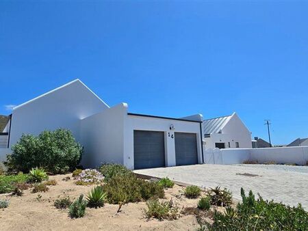 3 Bedroom House in St Helena Bay