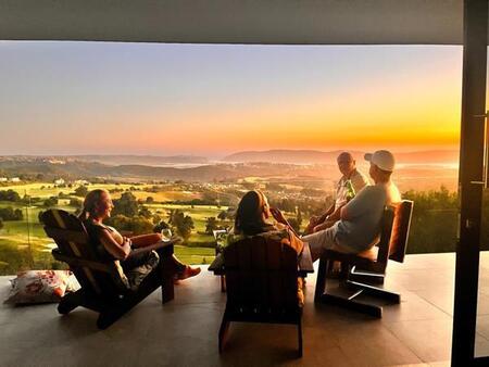 4 Bedroom House in Simola