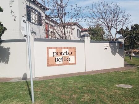 2 Bedroom Apartment in Parklands