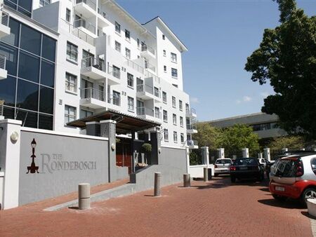 3 Bedroom Apartment in Rondebosch