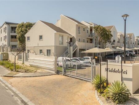 2 Bedroom Apartment in Burgundy Estate