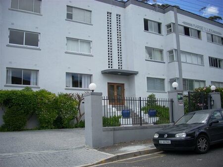 2 Bedroom Apartment in Fresnaye