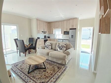 3 Bedroom House in Nuutgevonden