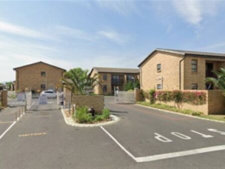 2 Bedroom Apartment in Fairview Golf Estate