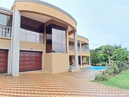 5 Bedroom House in Forest Hills