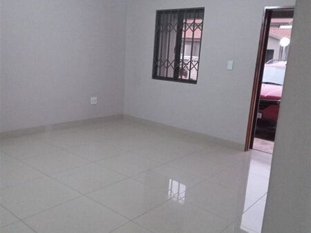 2 Bedroom House in Redfern