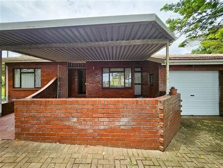 2 Bedroom House in Winklespruit