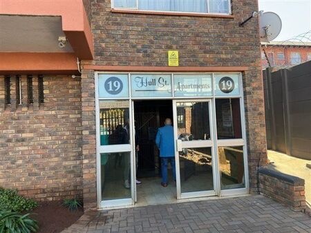 2 Bedroom Apartment in Florida Lake