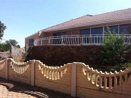 3 Bedroom House in Lindhaven
