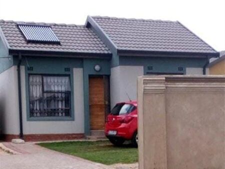 2 Bedroom House in Witpoortjie