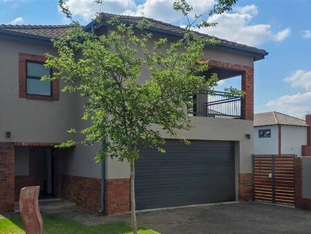 3 Bedroom House in Derdepoort