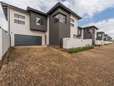 4 Bedroom Townhouse in Homes Haven
