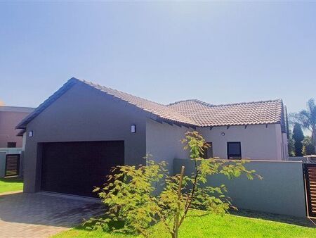 5 Bedroom House in Silverwoods Country Estate