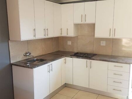 Bachelor apartment in Pretoria Gardens