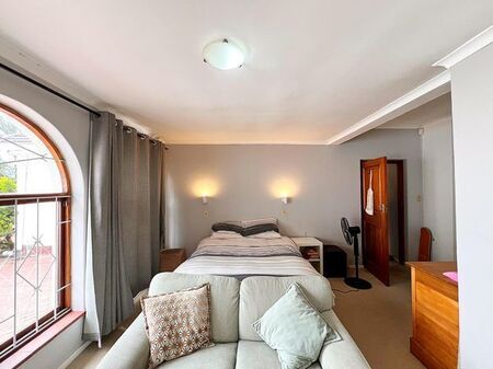 4 Bedroom house to rent in Rondebosch, Cape Town