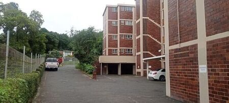 2 Bedroom apartment to rent in Morningside, Durban