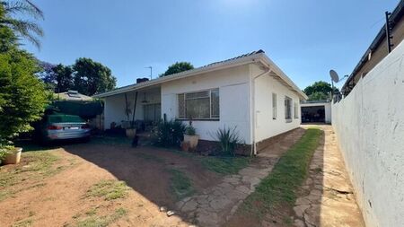 3 Bedroom house to rent in Westdene, Johannesburg