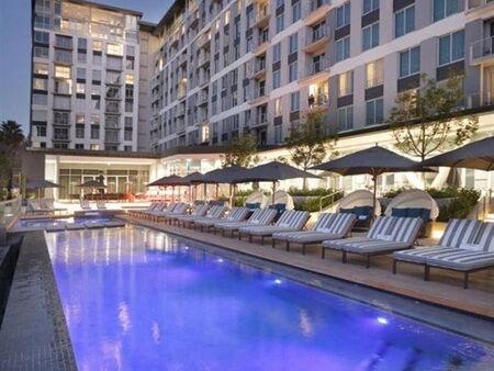 1 Bedroom Apartment in Sandton Central