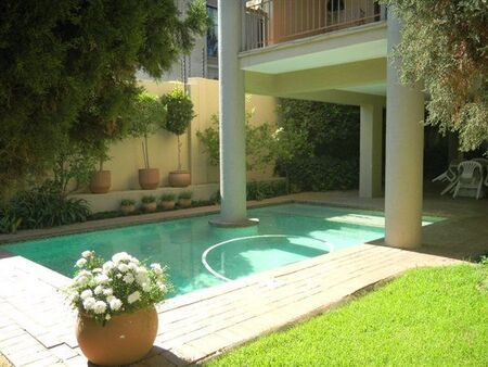 1 Bedroom Apartment in Sandton Central