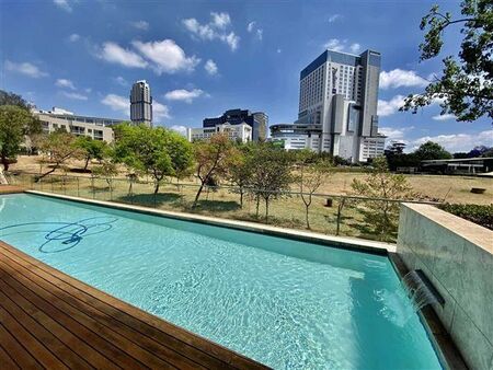 1 Bedroom Apartment in Sandton Central