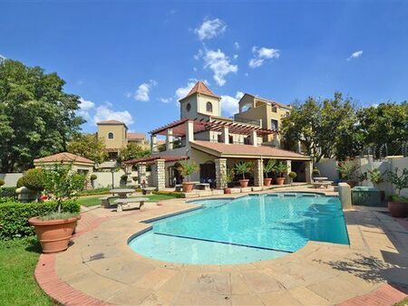 2 Bedroom Apartment in Morningside