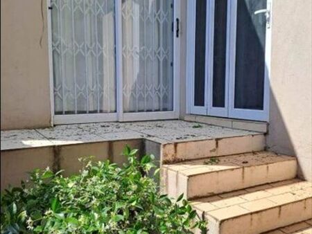 1 Bedroom House in Bramley