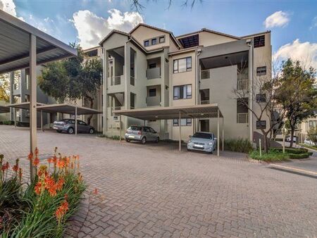 2 Bedroom Apartment in Bryanston