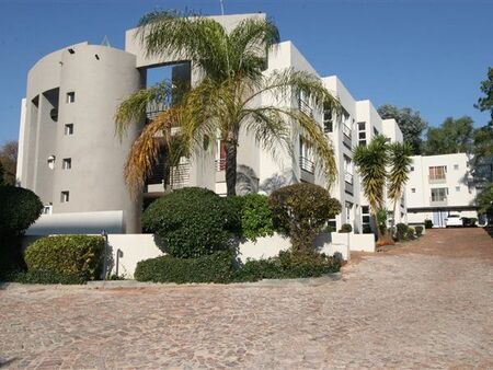 1 Bedroom Apartment in Sandton Central