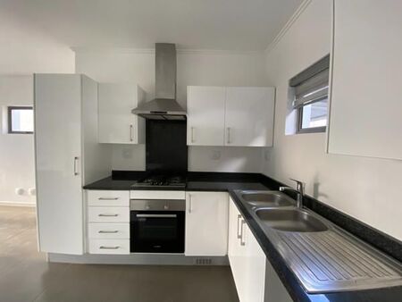 3 Bedroom Cluster in Bryanston