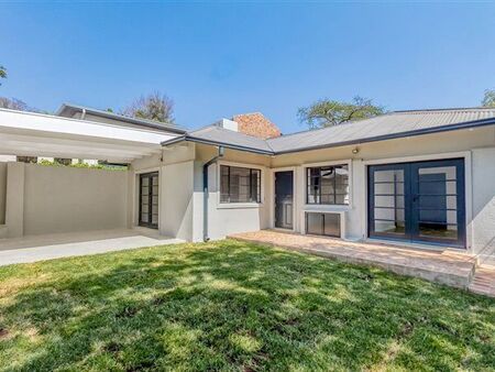 3 Bedroom House in Parktown North