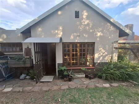 1 Bedroom Garden Cottage in Blairgowrie